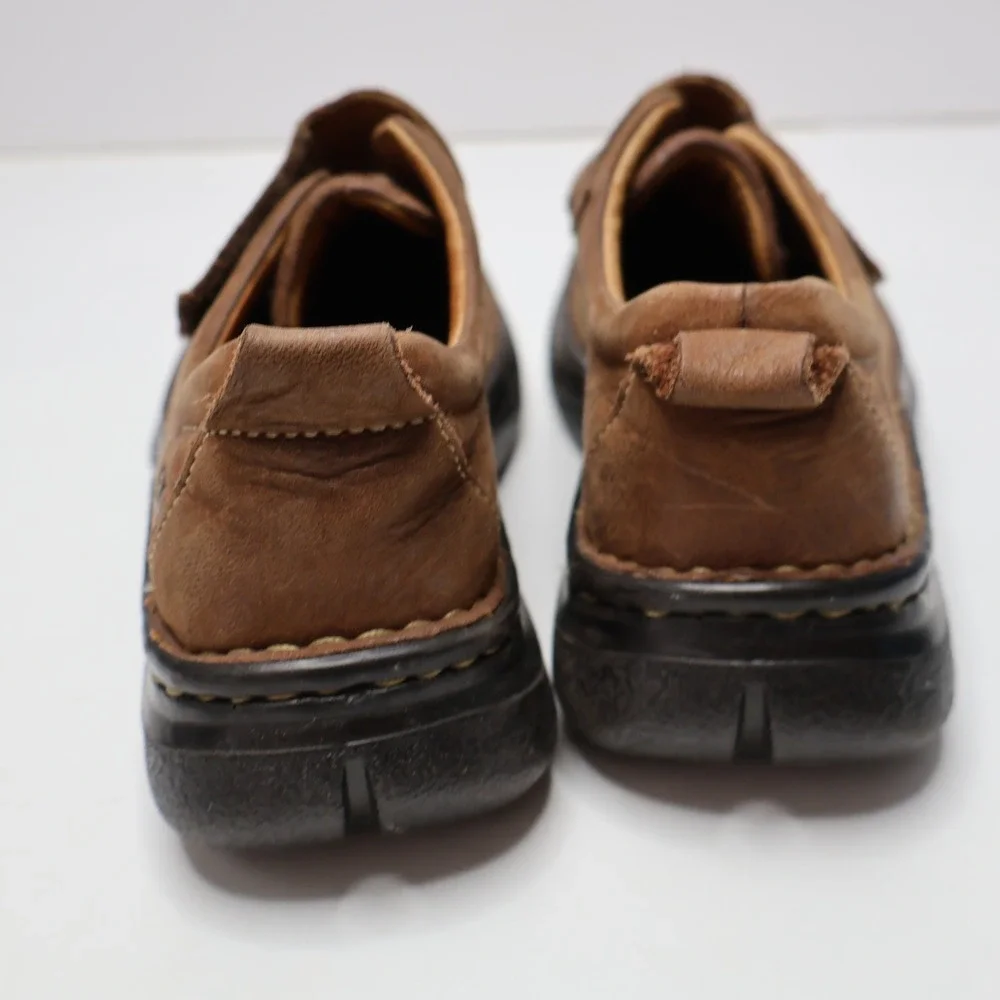 Born Kids‎ Brown Leather Shoes Hook & Loop Loafers Size 1 / 32.5 Comfort Outdoor